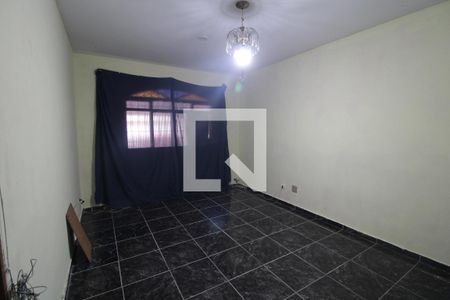 Sala de casa à venda com 4 quartos, 165m² em Jardim Lallo, São Paulo