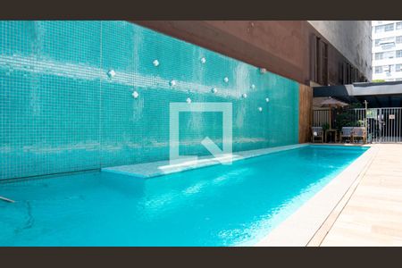 Studio à venda com 25m², 1 quarto e sem vaga Studio à venda com 25m², 1 quarto e sem vagaPiscina