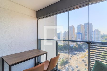 Varanda de kitnet/studio para alugar com 1 quarto, 27m² em Jardim das Acácias, São Paulo