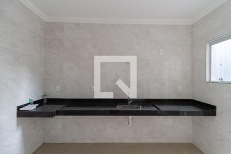 Casa à venda com 180m², 3 quartos e 2 vagas Casa à venda com 180m², 3 quartos e 2 vagasCozinha