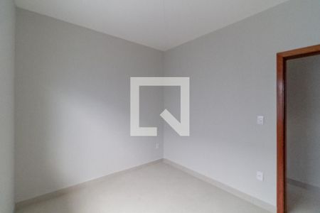 Casa à venda com 180m², 3 quartos e 2 vagas Casa à venda com 180m², 3 quartos e 2 vagasQuarto 2