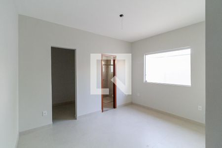 Casa à venda com 180m², 3 quartos e 2 vagasSuíte