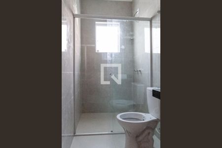 Casa à venda com 180m², 3 quartos e 2 vagasBanheiro social