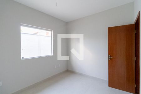 Casa à venda com 180m², 3 quartos e 2 vagasQuarto 2