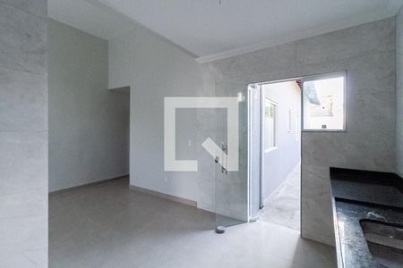 Casa à venda com 180m², 3 quartos e 2 vagasCozinha