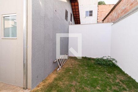 Casa à venda com 180m², 3 quartos e 2 vagasQuintal