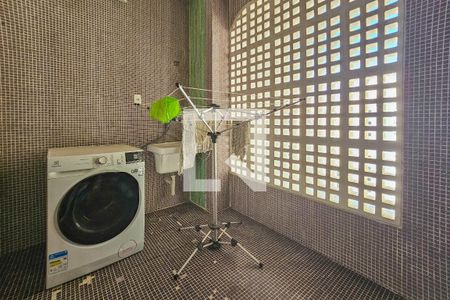 Apartamento para alugar com 304m², 3 quartos e 1 vagaÁrea de serviço 