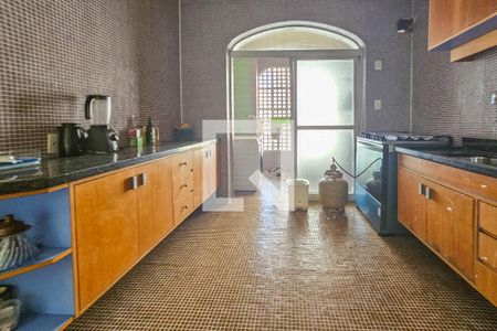 Apartamento para alugar com 304m², 3 quartos e 1 vagaCozinha