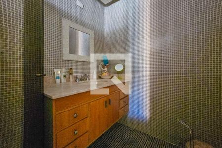 Apartamento para alugar com 304m², 3 quartos e 1 vagaBanheiro da suite 2