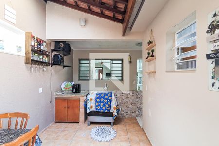 Casa à venda com 191m², 3 quartos e 2 vagasChurrasqueira