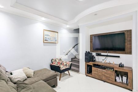 Casa à venda com 191m², 3 quartos e 2 vagasSala