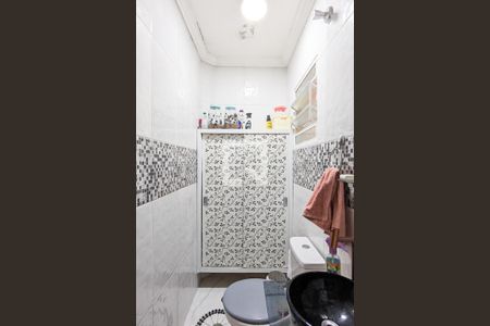 Casa à venda com 191m², 3 quartos e 2 vagasLavabo