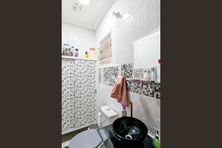 Casa à venda com 191m², 3 quartos e 2 vagasLavabo