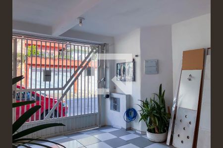 Área comum - Entrada de casa para alugar com 3 quartos, 100m² em Vila Fatima, São Paulo
