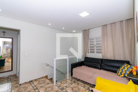 Sala de casa para alugar com 3 quartos, 100m² em Vila Fatima, São Paulo