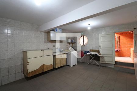 Casa à venda com 200m², 3 quartos e 2 vagasÁrea de Serviço