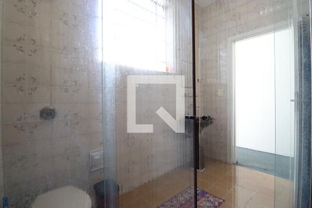 Casa à venda com 200m², 3 quartos e 2 vagasBanheiro