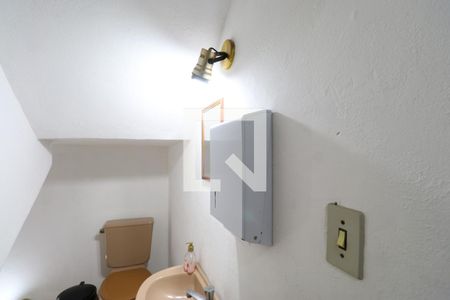 Lavabo de casa à venda com 3 quartos, 200m² em Pompeia, São Paulo