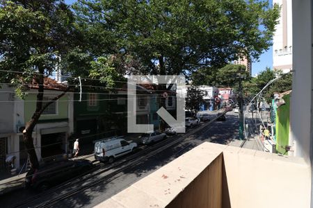 Casa à venda com 200m², 3 quartos e 2 vagasVaranda