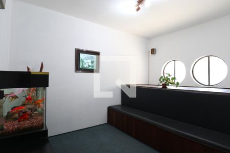 Sala de TV de casa à venda com 3 quartos, 200m² em Pompeia, São Paulo