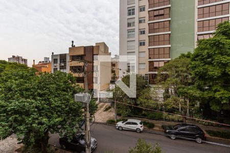 Quarto 1 de apartamento para alugar com 3 quartos, 105m² em Petrópolis, Porto Alegre
