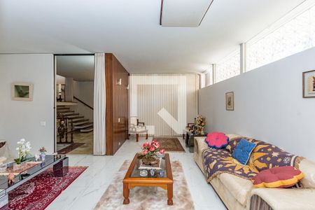 Sala 1 de casa à venda com 5 quartos, 350m² em Alto Barroca, Belo Horizonte