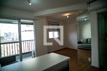 Studio para alugar com 28m², 1 quarto e sem vaga Studio para alugar com 28m², 1 quarto e sem vagaQuarto