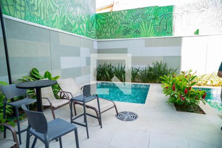 Studio para alugar com 28m², 1 quarto e sem vaga Studio para alugar com 28m², 1 quarto e sem vagaÁrea comum - Piscina