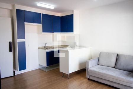 Sala de kitnet/studio para alugar com 1 quarto, 28m² em Água Branca, São Paulo