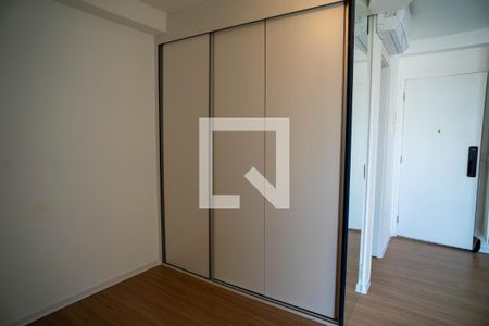 Studio para alugar com 28m², 1 quarto e sem vaga Studio para alugar com 28m², 1 quarto e sem vagaQuarto - Armários
