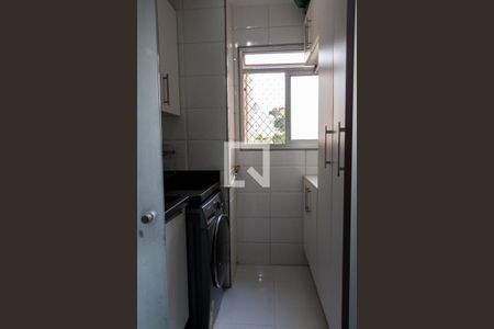 Área de serviço de apartamento à venda com 3 quartos, 67m² em Jardim Jaqueline, São Paulo