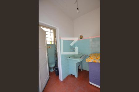 Casa à venda com 225m², 3 quartos e 3 vagasÁrea de Serviço