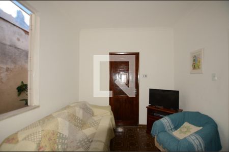 Sala de casa à venda com 3 quartos, 225m² em Vista Alegre, Rio de Janeiro