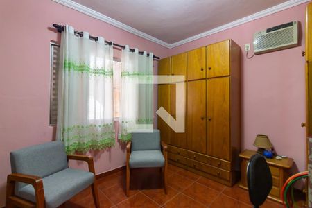 Casa à venda com 125m², 3 quartos e 2 vagas Casa à venda com 125m², 3 quartos e 2 vagasSala de Estar