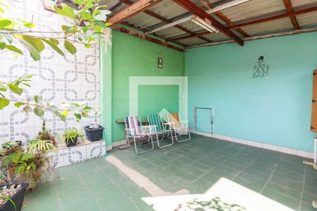 Casa à venda com 125m², 3 quartos e 2 vagas Casa à venda com 125m², 3 quartos e 2 vagasCobertura