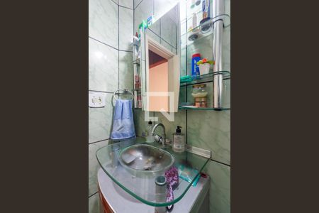 Casa à venda com 125m², 3 quartos e 2 vagas Casa à venda com 125m², 3 quartos e 2 vagasBanheiro