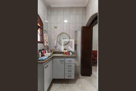 Casa à venda com 200m², 3 quartos e 2 vagasBanheiro Casa 1