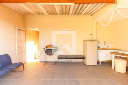 Casa à venda com 200m², 3 quartos e 2 vagasVaranda Casa 1