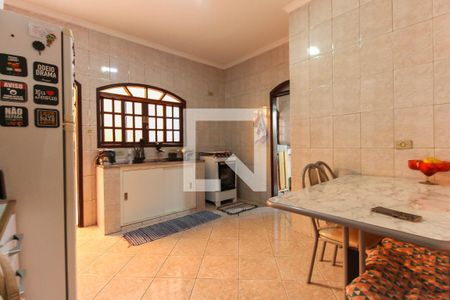 Casa à venda com 200m², 3 quartos e 2 vagasCozinha Casa 1