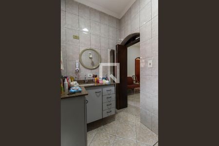 Casa à venda com 200m², 3 quartos e 2 vagasBanheiro Casa 1