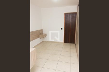 Casa à venda com 88m², 2 quartos e 2 vagas Casa à venda com 88m², 2 quartos e 2 vagasQuarto 2 (suíte) com varanda