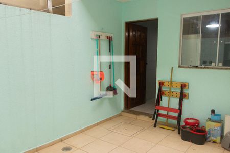 Casa à venda com 88m², 2 quartos e 2 vagas Casa à venda com 88m², 2 quartos e 2 vagasÁrea de Serviço