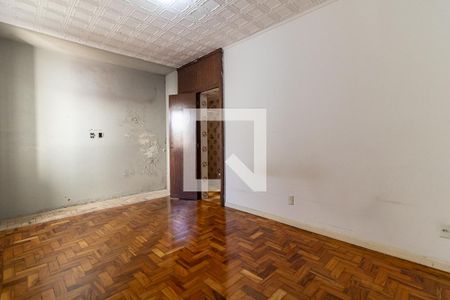 Suíte de casa à venda com 5 quartos, 250m² em Vila Moraes, São Paulo
