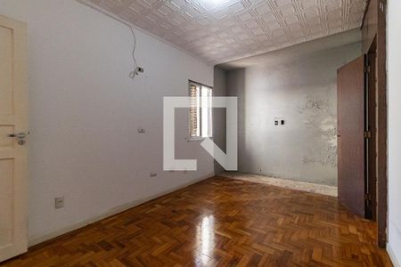 Suíte de casa à venda com 5 quartos, 250m² em Vila Moraes, São Paulo