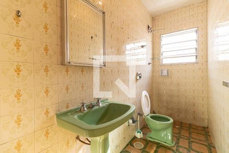 Casa à venda com 250m², 5 quartos e 2 vagasBanheiro Social