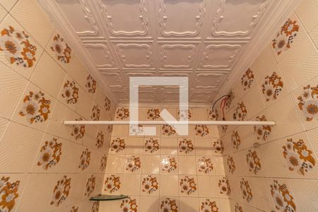 Casa à venda com 250m², 5 quartos e 2 vagasBanheiro da Suíte