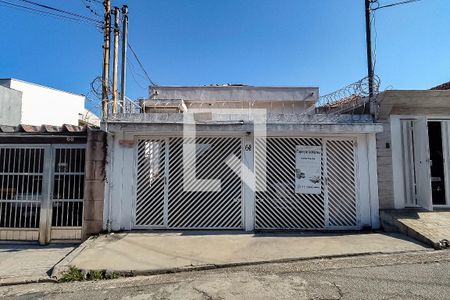 Casa à venda com 250m², 5 quartos e 2 vagasFachada