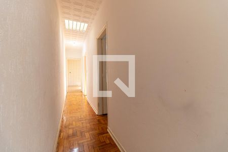 Corredor de casa à venda com 5 quartos, 250m² em Vila Moraes, São Paulo