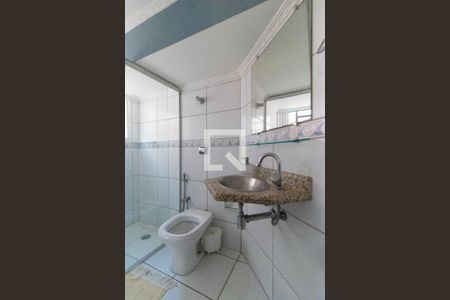 Casa à venda com 180m², 4 quartos e 2 vagas Casa à venda com 180m², 4 quartos e 2 vagasBanheiro da Suíte