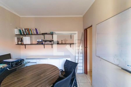 Casa à venda com 180m², 4 quartos e 2 vagas Casa à venda com 180m², 4 quartos e 2 vagasQuarto 03